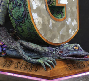 lizard sculpture